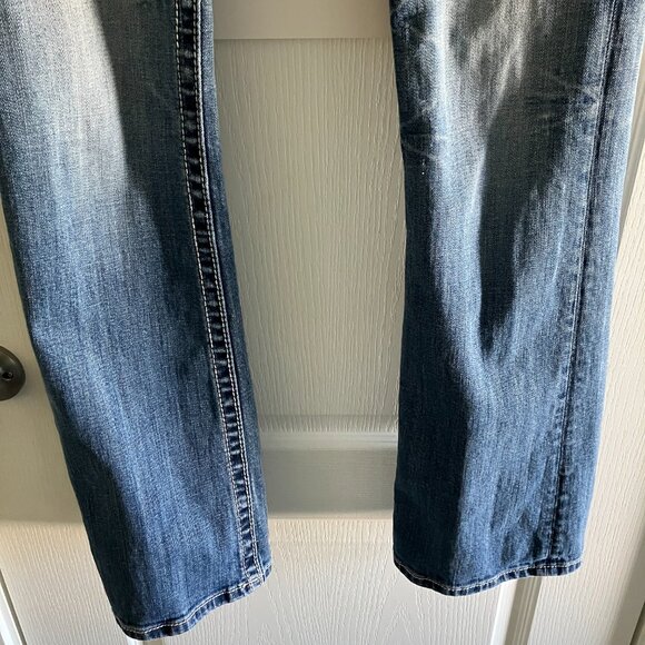 Miss Me Blue Signature Boot Jeans 31" X 32.5" Low Rise Cotton Denim. - Picture 5 of 10